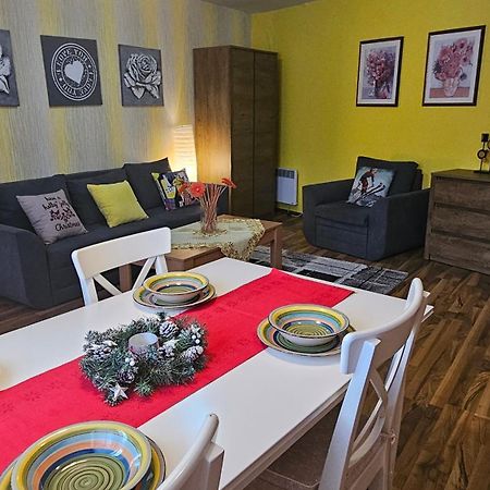 Ramada 2 Boutique Apartment Near Ski Road Bansko Luaran gambar