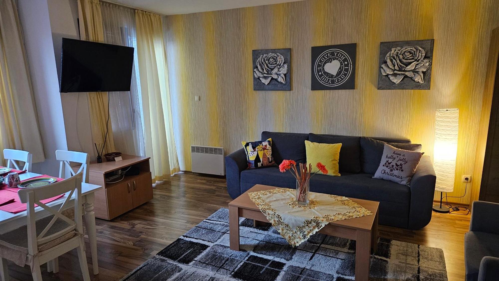 Ramada 2 Boutique Apartment Near Ski Road Bansko Luaran gambar